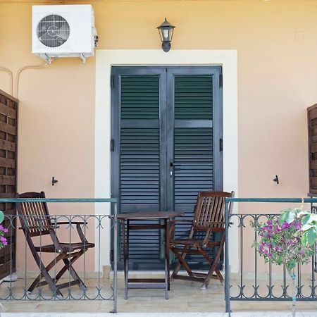 Habitat Villa Corfu Дассия Экстерьер фото